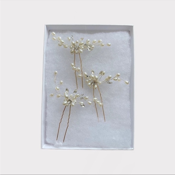 Miss TO MRS | Wedding Pearl Hair Pin Set - Picture 1 of 4